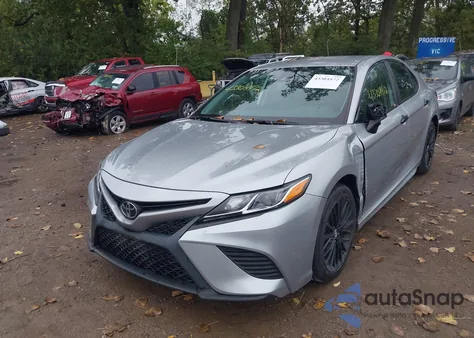 2019 Toyota Camry Se z USA, uszkodzony, nr VIN 4T1B11HK7KU275485